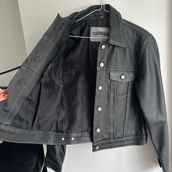 UNIK Black Leather Biker Jacket - Tagged as Womens Large but fits more like M-S - Picture 2 of 3